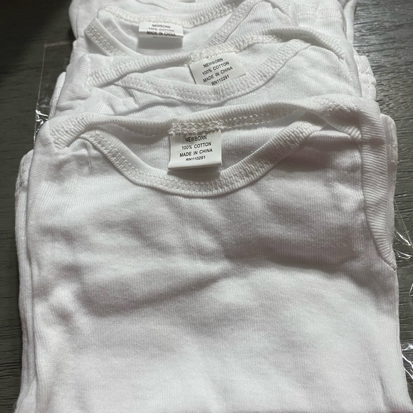 Unbranded Other - White Long Sleeve Baby Tee - Pack of 4 Newborn Essentials
